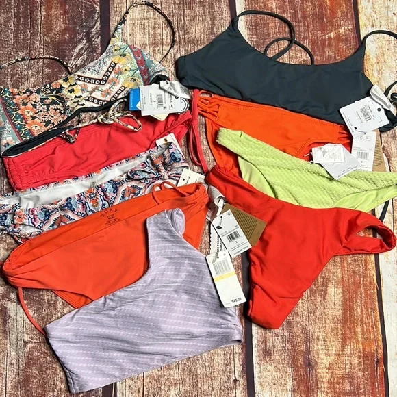 ❌SOLD $375 MSRP 9 pieces size Small Swim bundle mix and match pieces - Picture 3 of 9